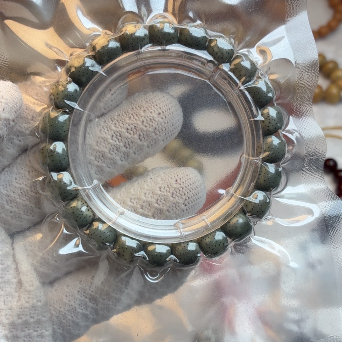 手串星月菩提糯冰飘绿玉化单圈10/9