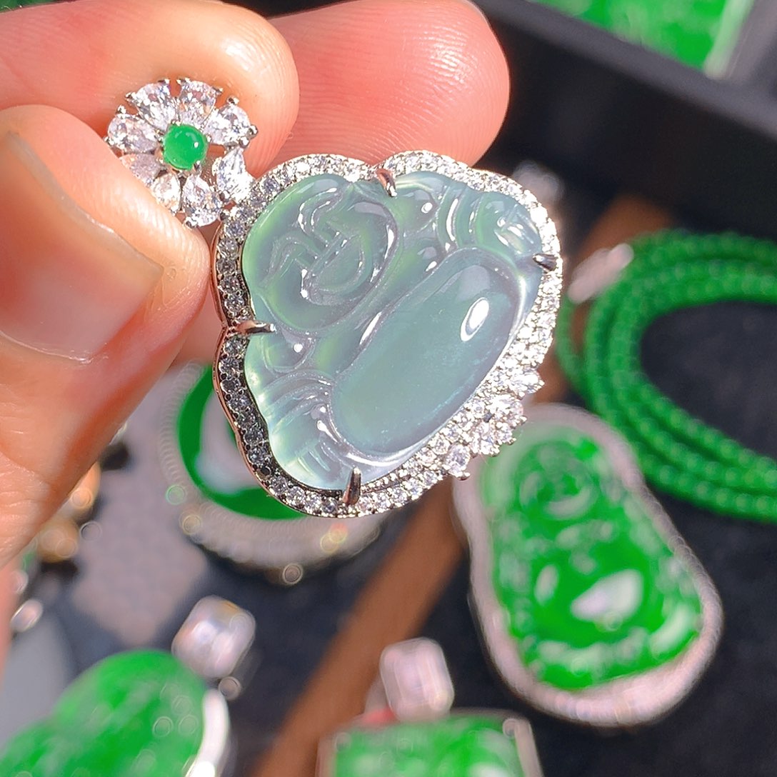 翡翠吊坠(不含链)未镶嵌