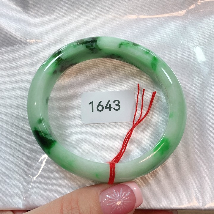 翡翠手镯未镶嵌天然翡翠手镯55