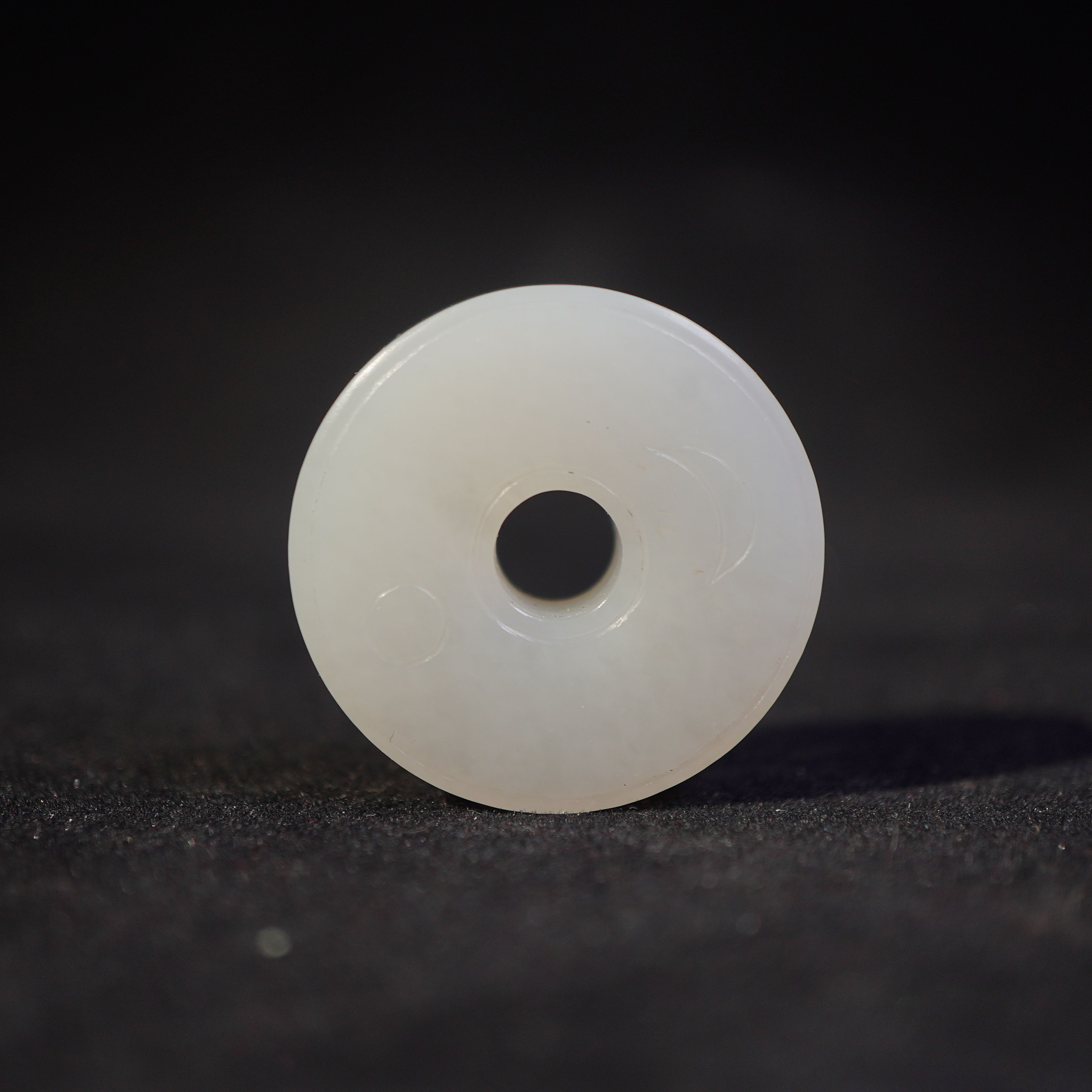 36F66  清  和田玉日月玉璧