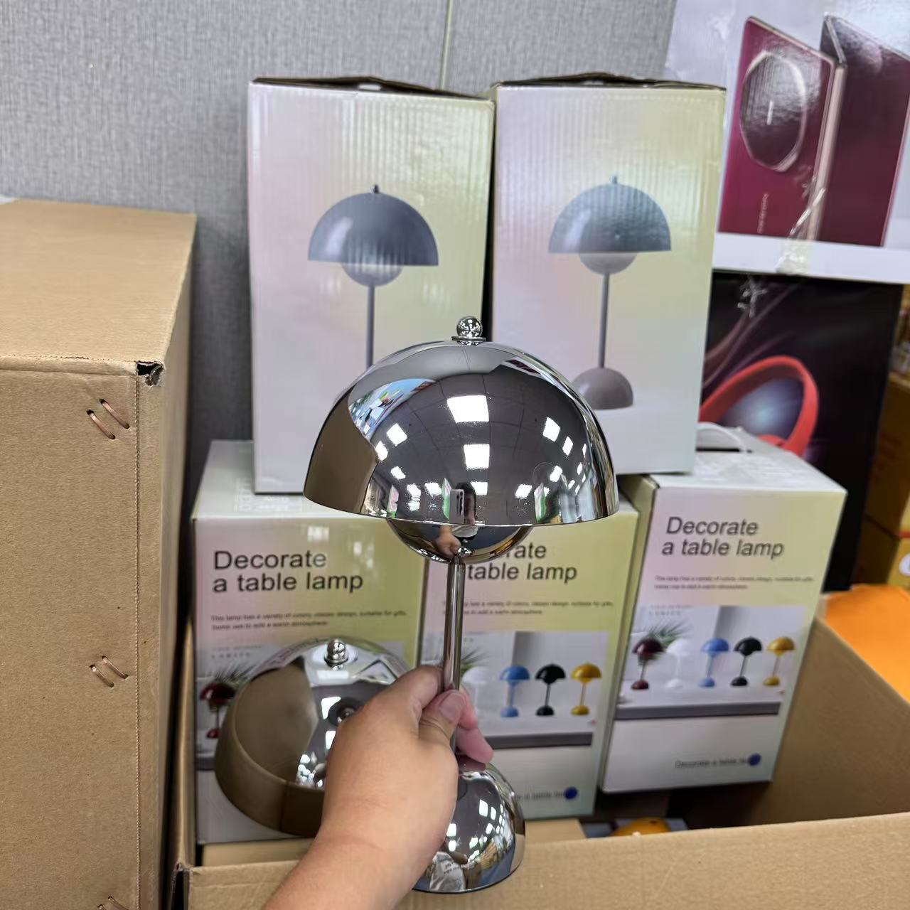 台灯蘑菇灯小夜灯 一触即亮【颜色随机】