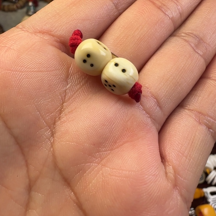 香榧木龙****装哈哈哈哈哈