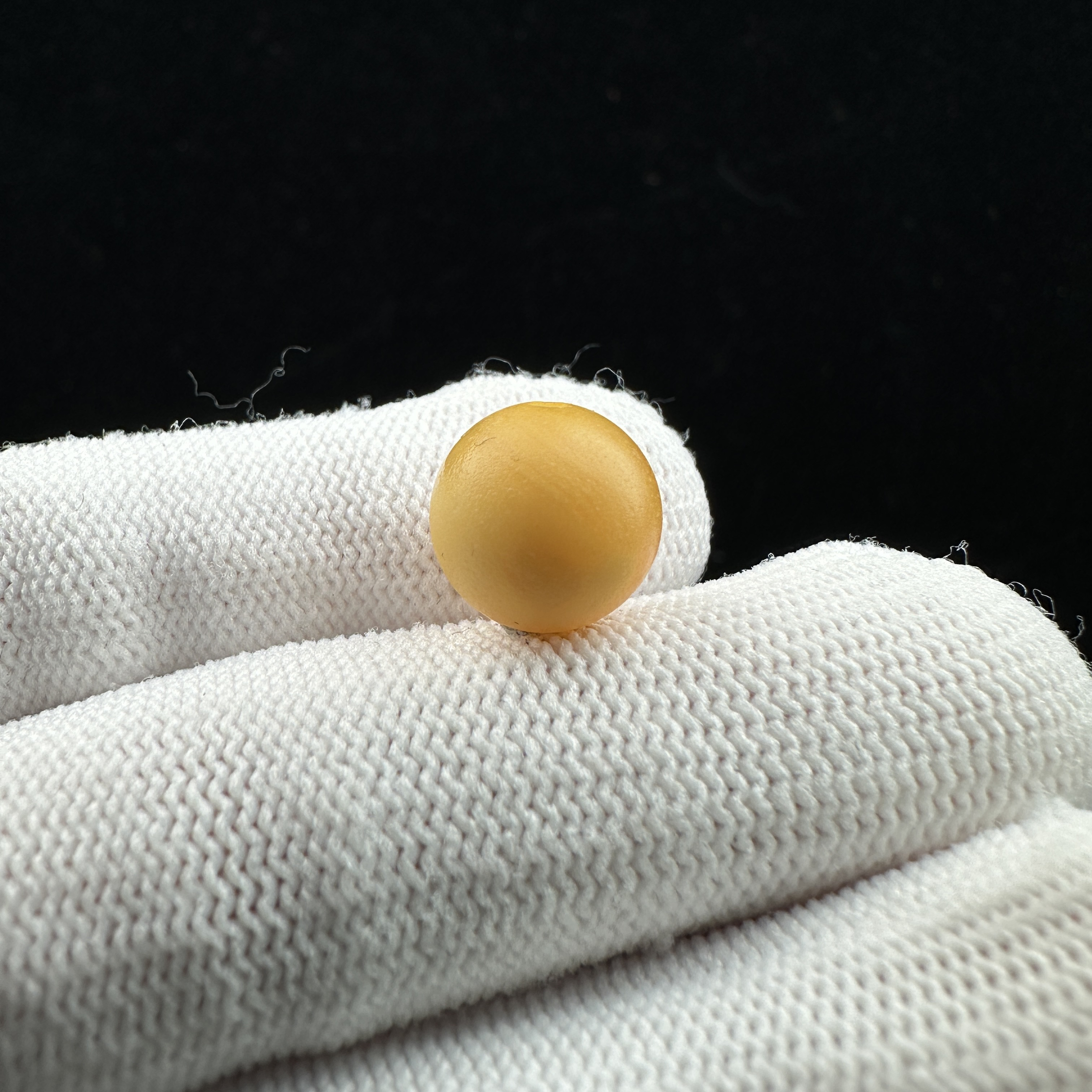 A51-70天然原矿俄料蜜蜡鸡油红圆珠11.1mm支持复检假一罚十