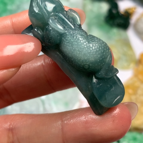 定制翡翠未镶嵌翡翠