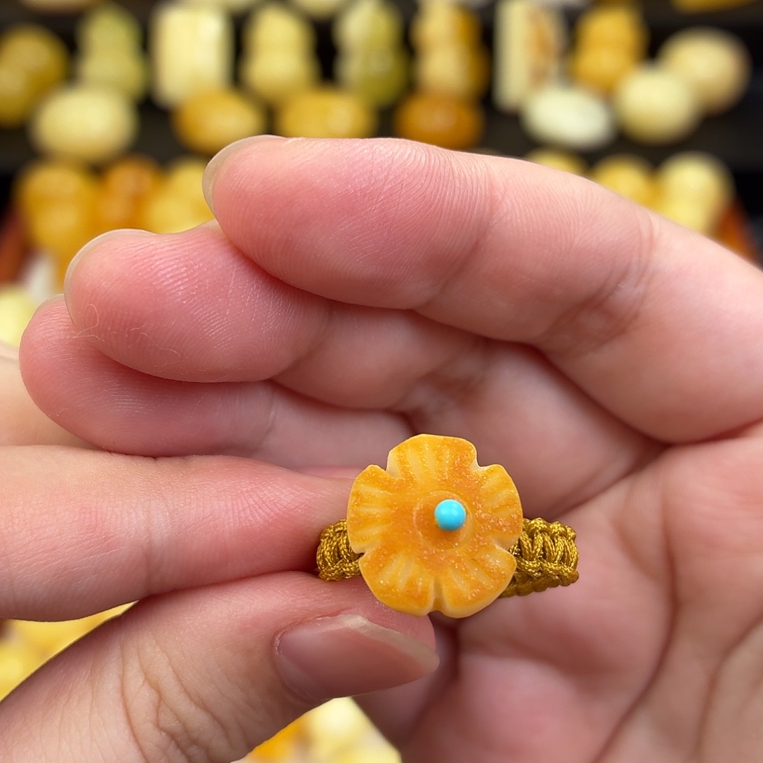 蜜蜡未镶嵌毛衣链蜜蜡