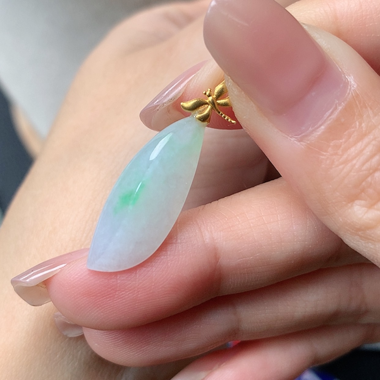 【闪购商品】翡翠吊坠(赠链)18K金镶嵌