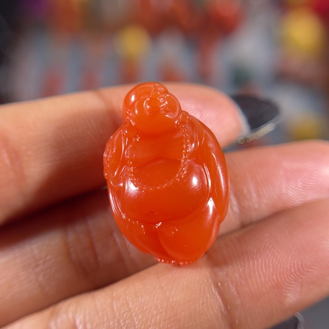 南红玛瑙滴水洞弥勒佛未镶嵌