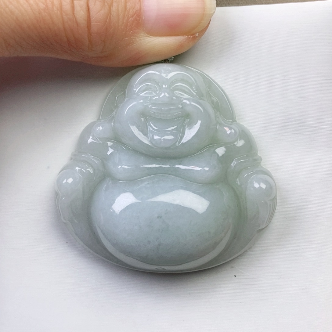 翡翠颈饰未镶嵌佛公