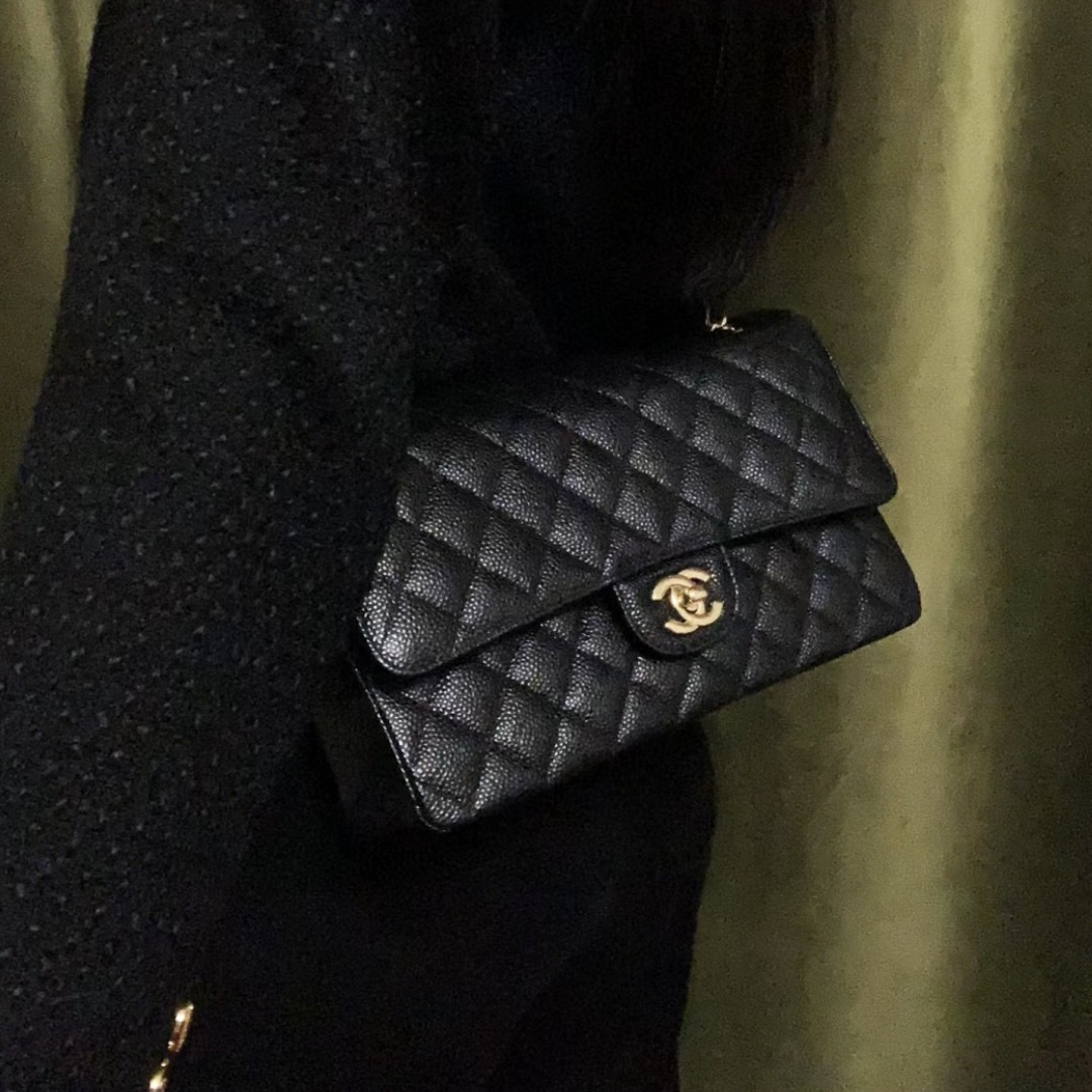 99新 Chanel/香奈儿 cf中号黑金牛皮单肩包26开黑金71924