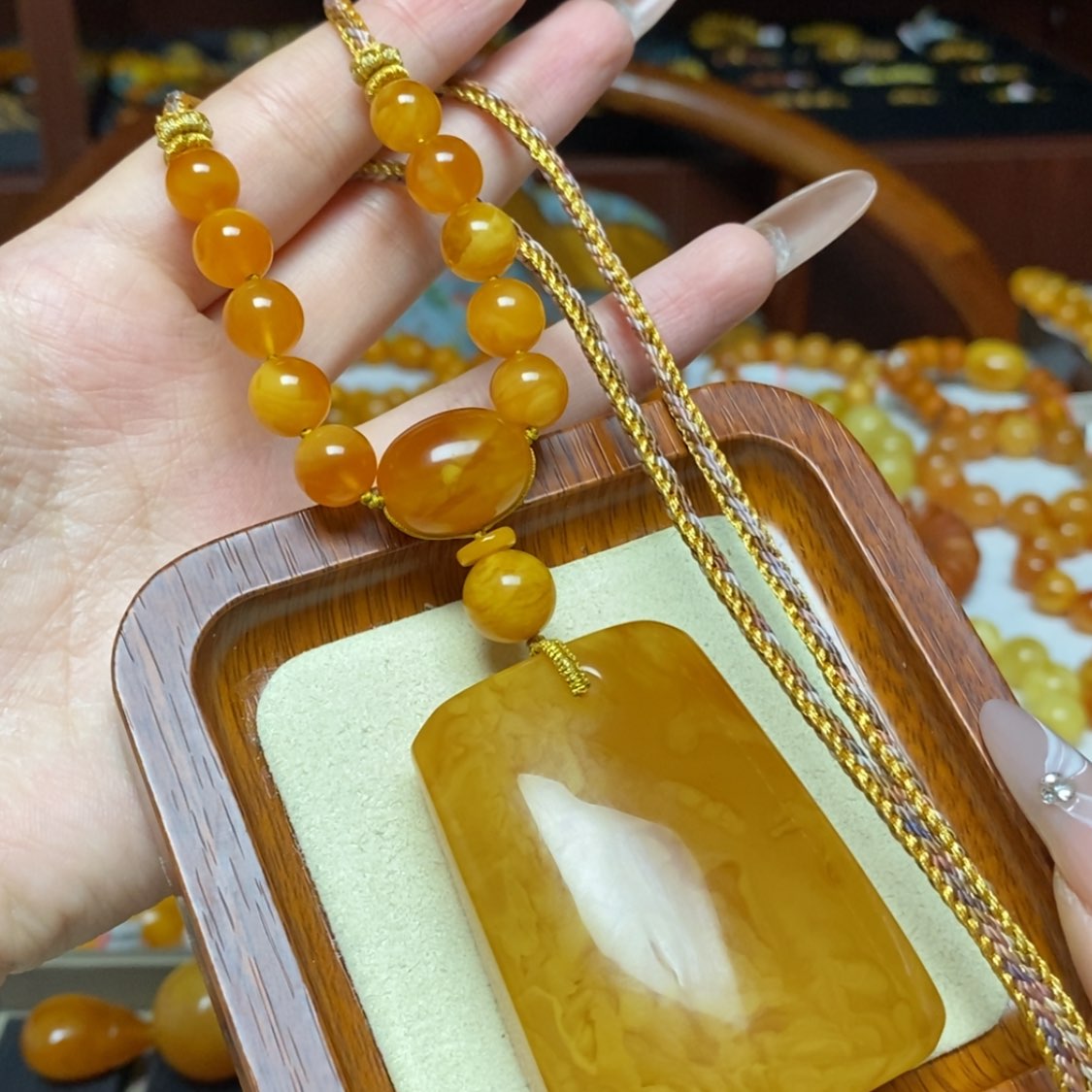 【闪购商品】蜜蜡颈饰未镶嵌项链