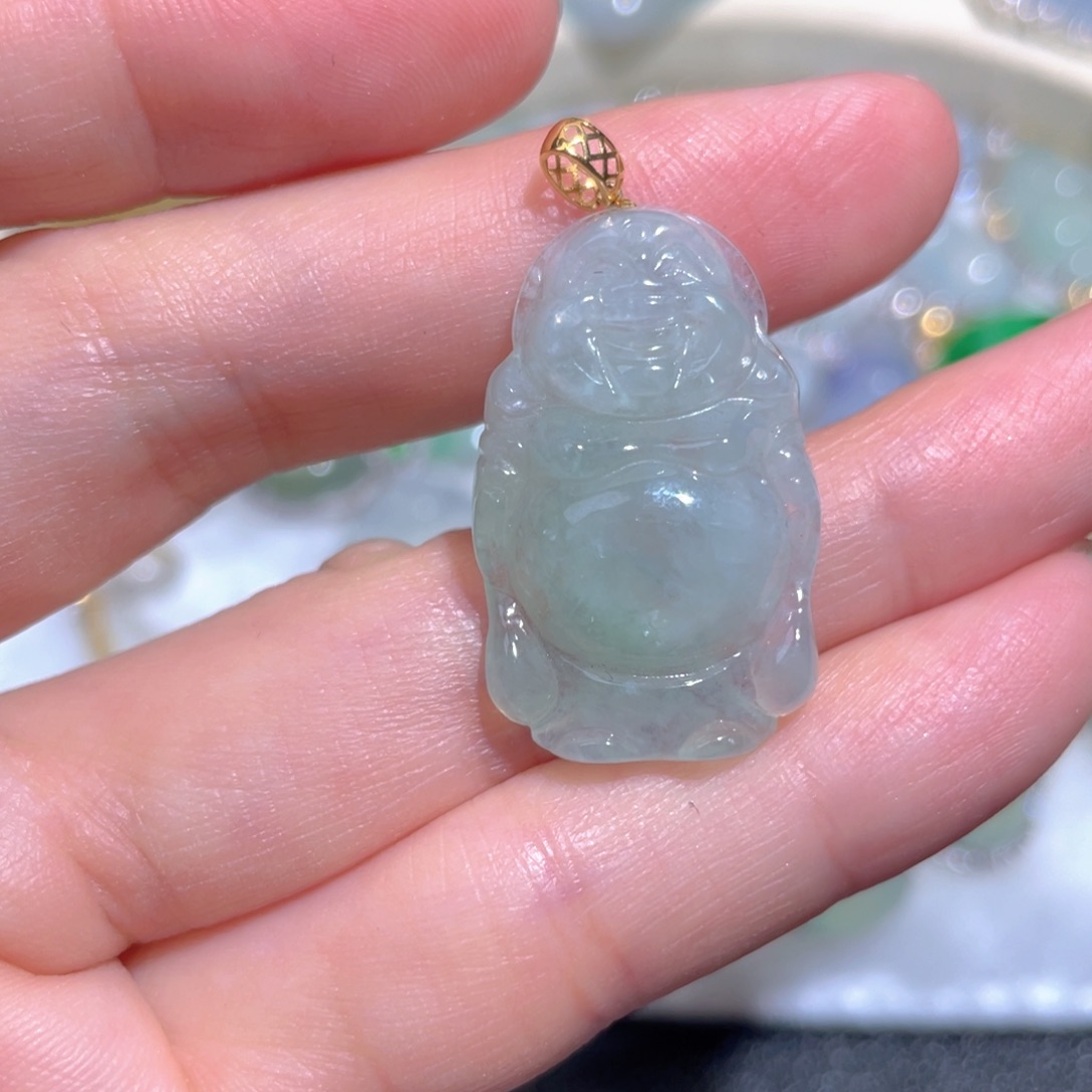 翡翠颈饰18K金镶嵌翡翠