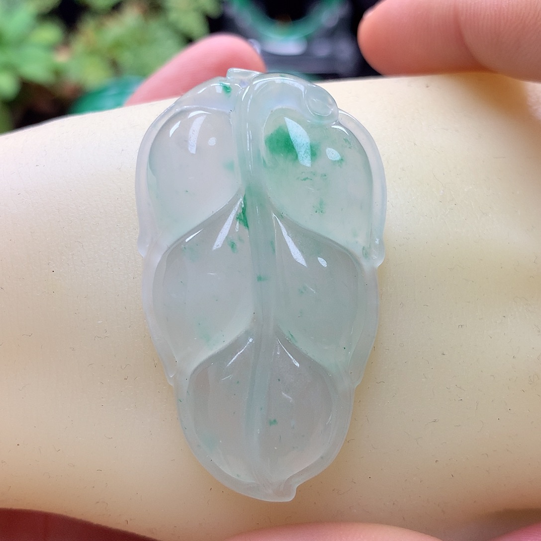 石英质玉颈饰未镶嵌