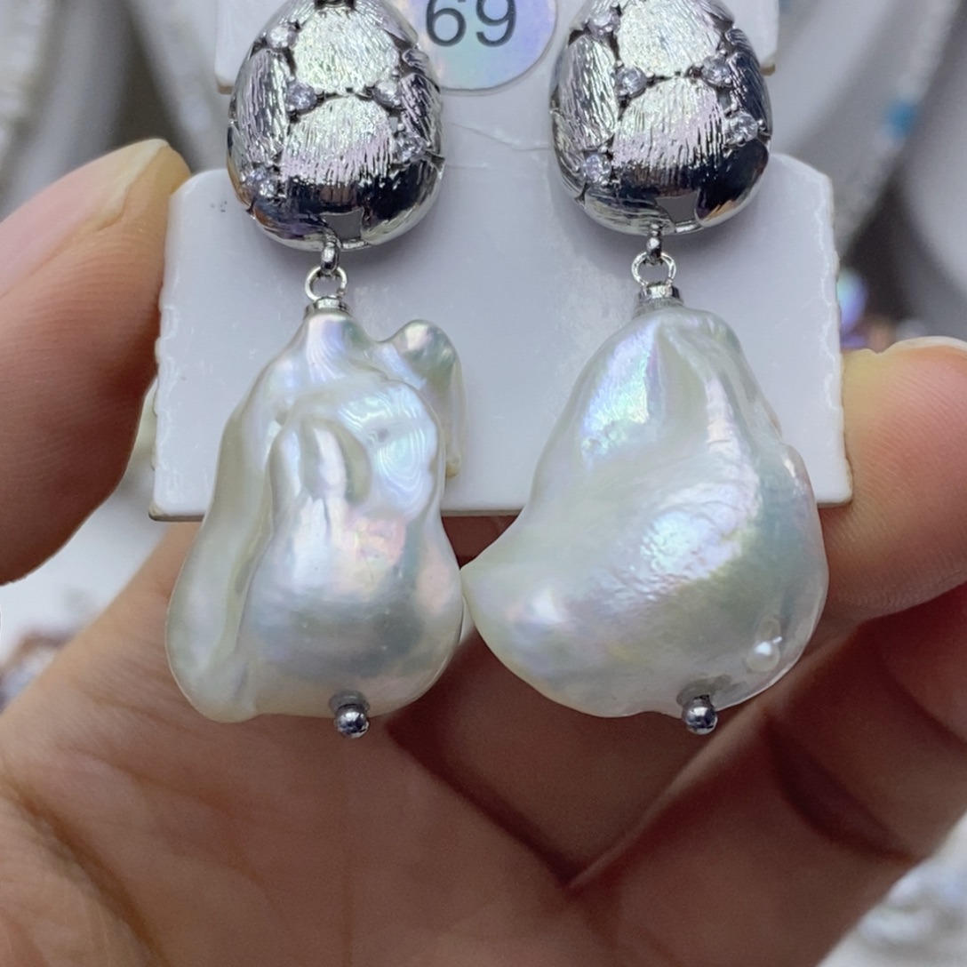 淡水珍珠未镶嵌耳饰