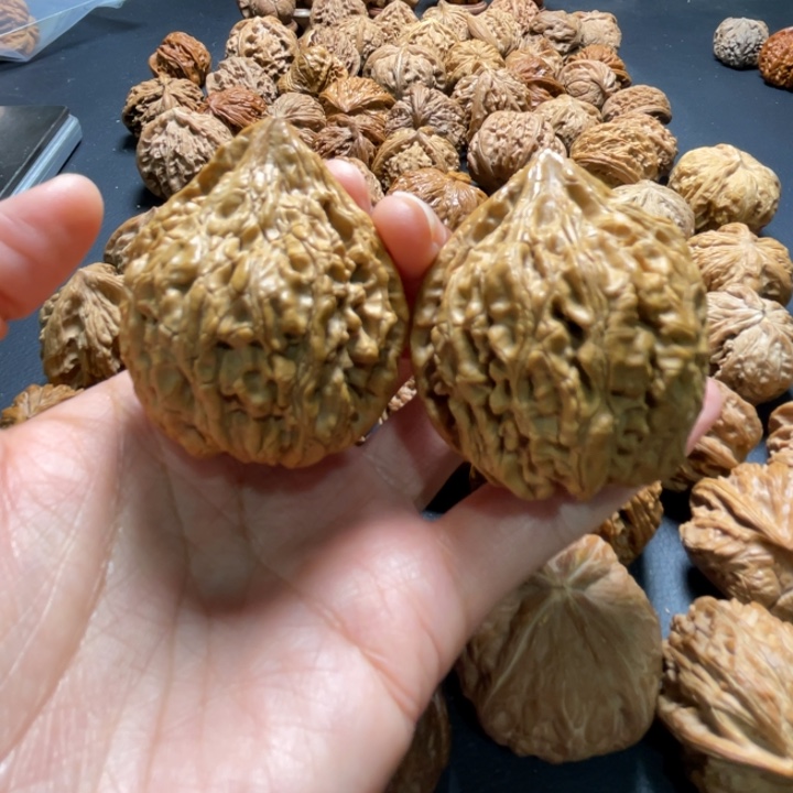 坐佛45尺寸核桃哈哈哈哈哈哈