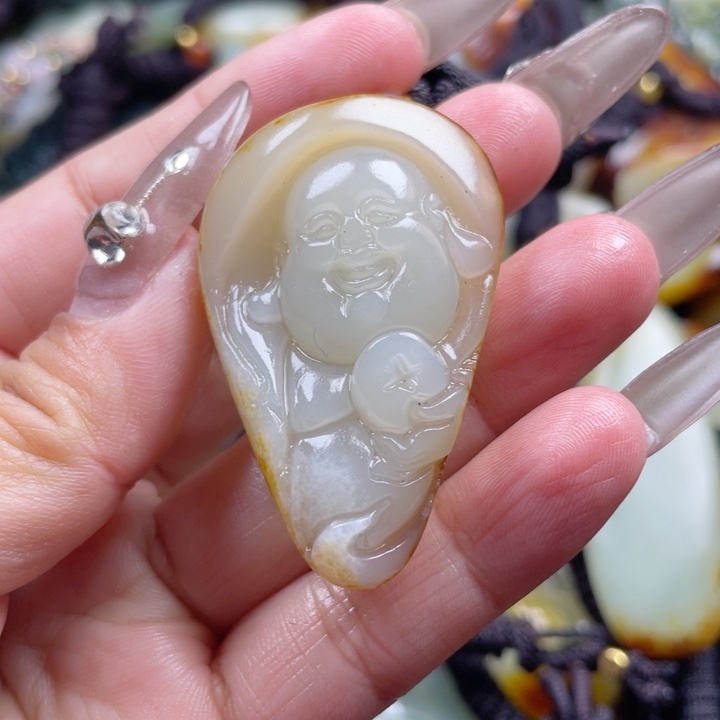 和田玉颈饰未镶嵌