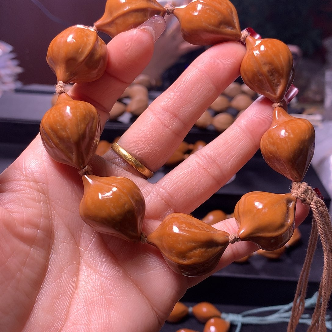 橄榄核手串/手链青*三花手串