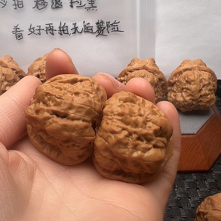 文玩核桃吊坠蛤蟆