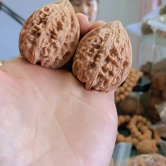 【闪购商品】把件文玩核桃37小众大古石
