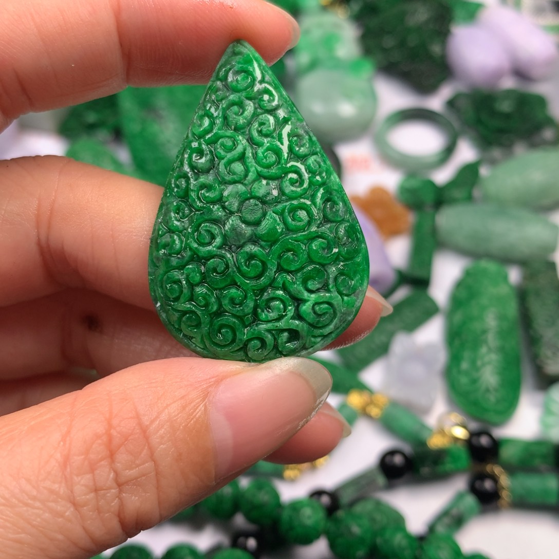 定制翡翠未镶嵌翡翠