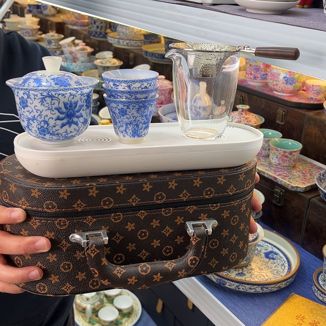 我们的目标是成为一个优秀的人