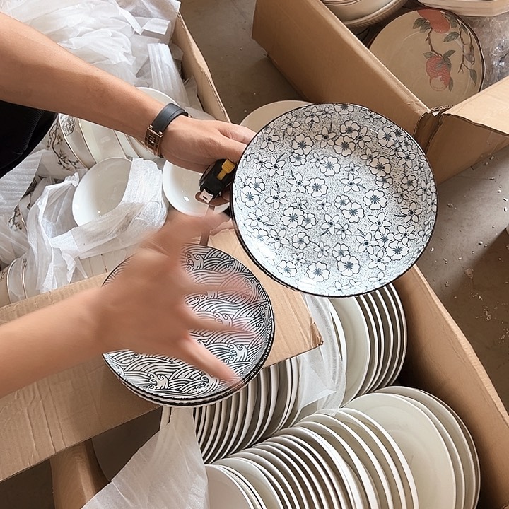 正品 8英寸彩色盘4只