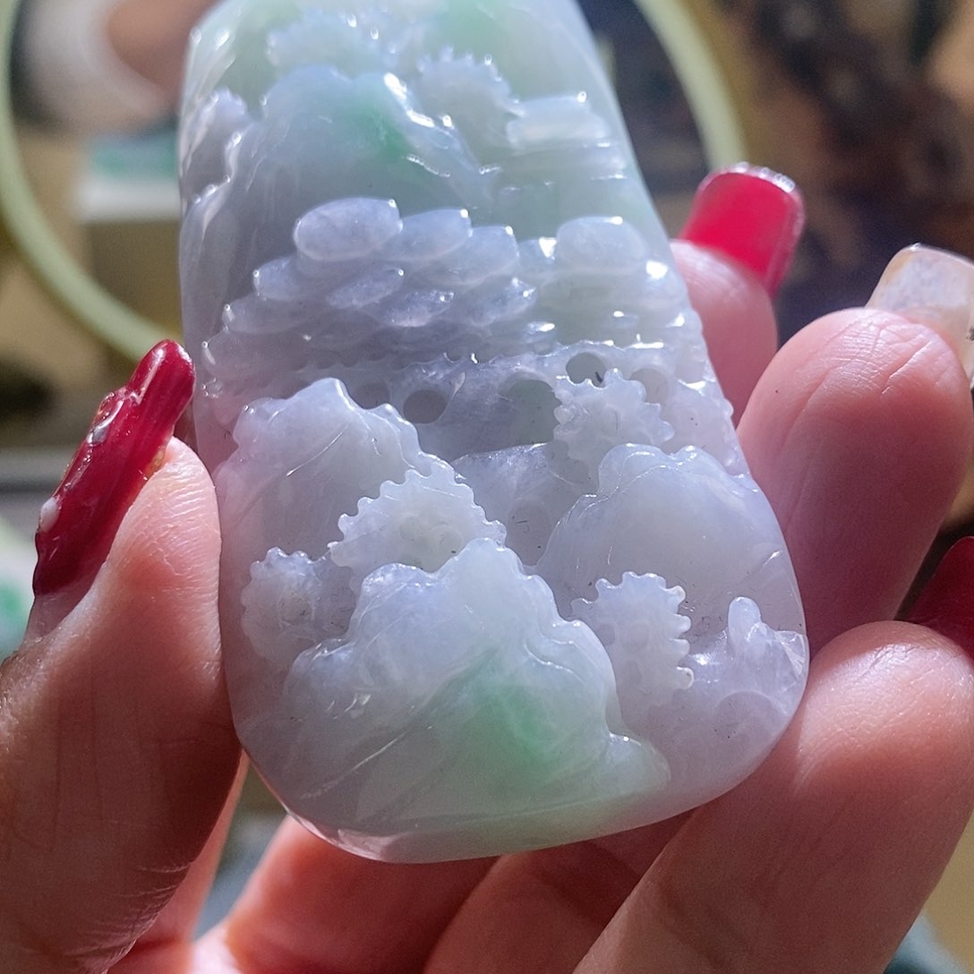 【闪购商品】翡翠颈饰未镶嵌山水