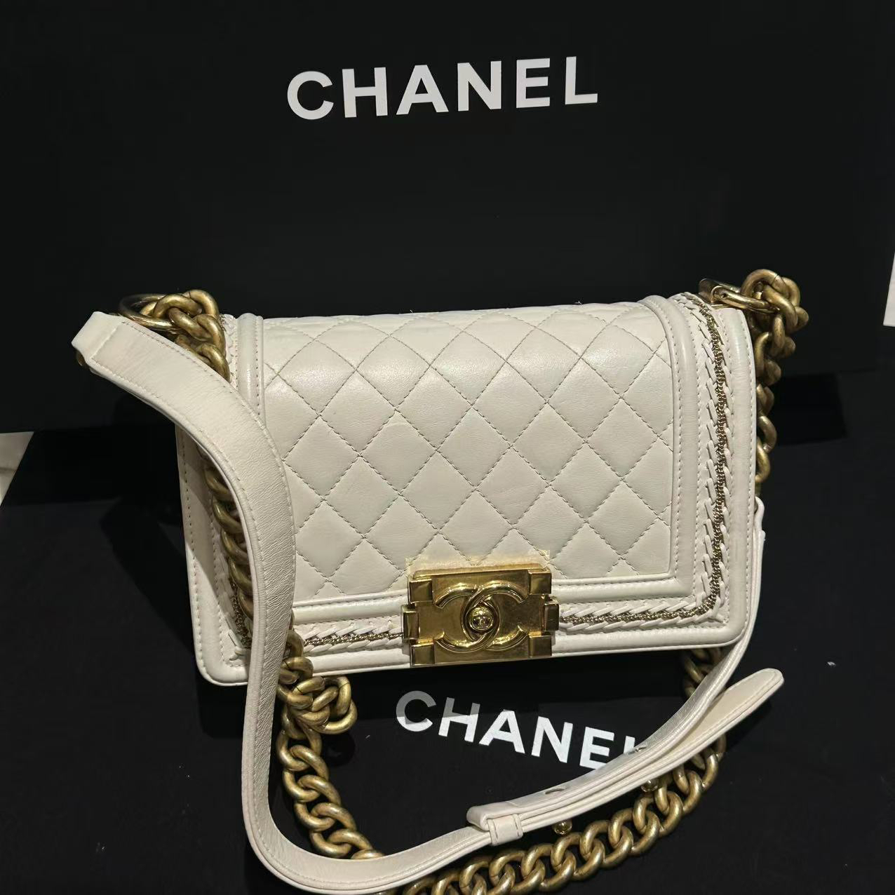 95新 Chanel/香奈儿 泡泡专属/香奈儿白色滚边leboy包/98新包展