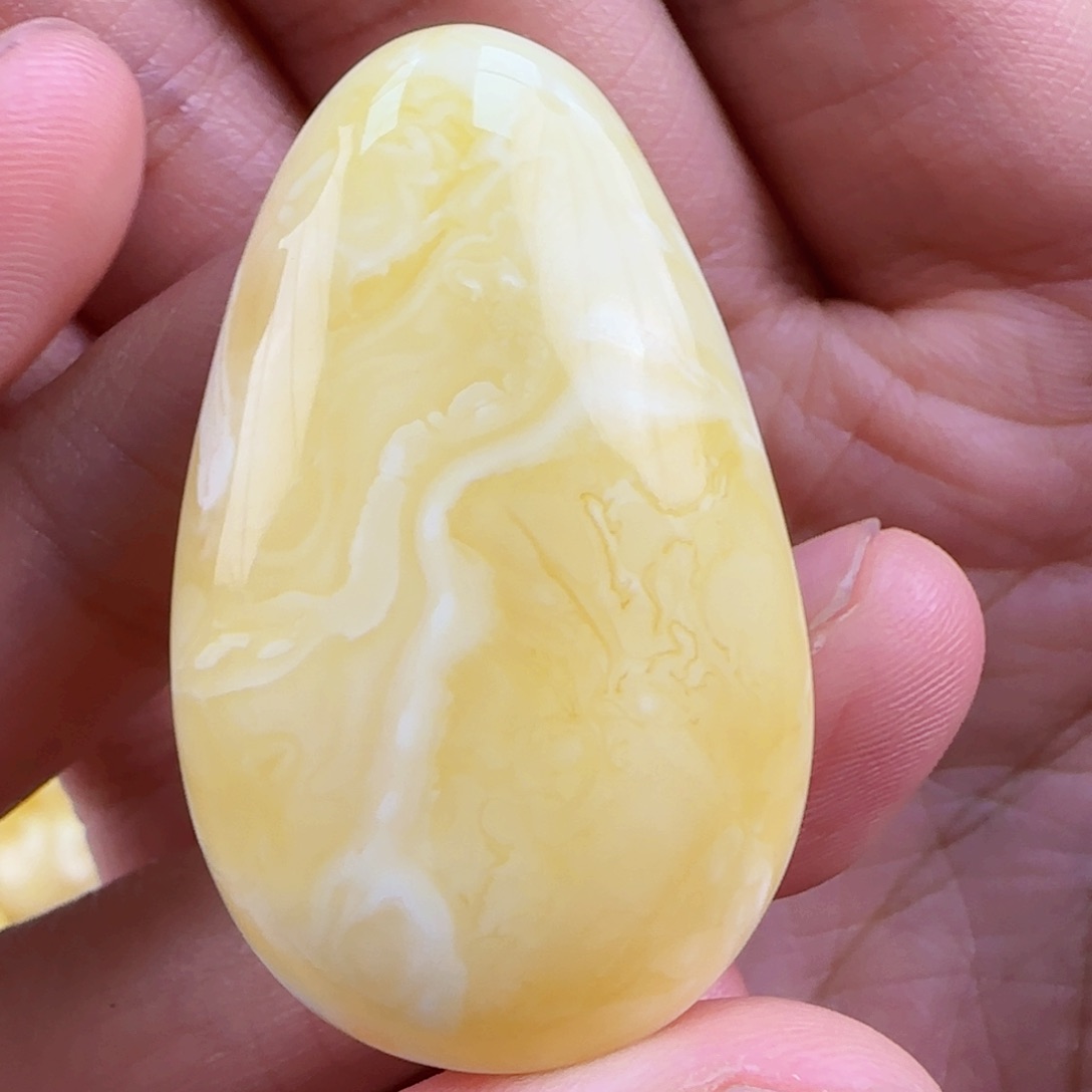 琥珀裸石未镶嵌蜜蜡
