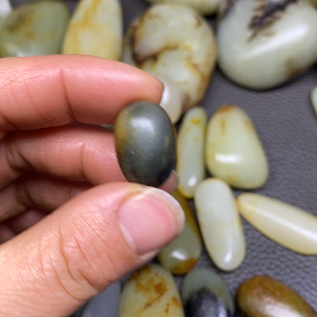 和田玉挂件^_^未镶嵌