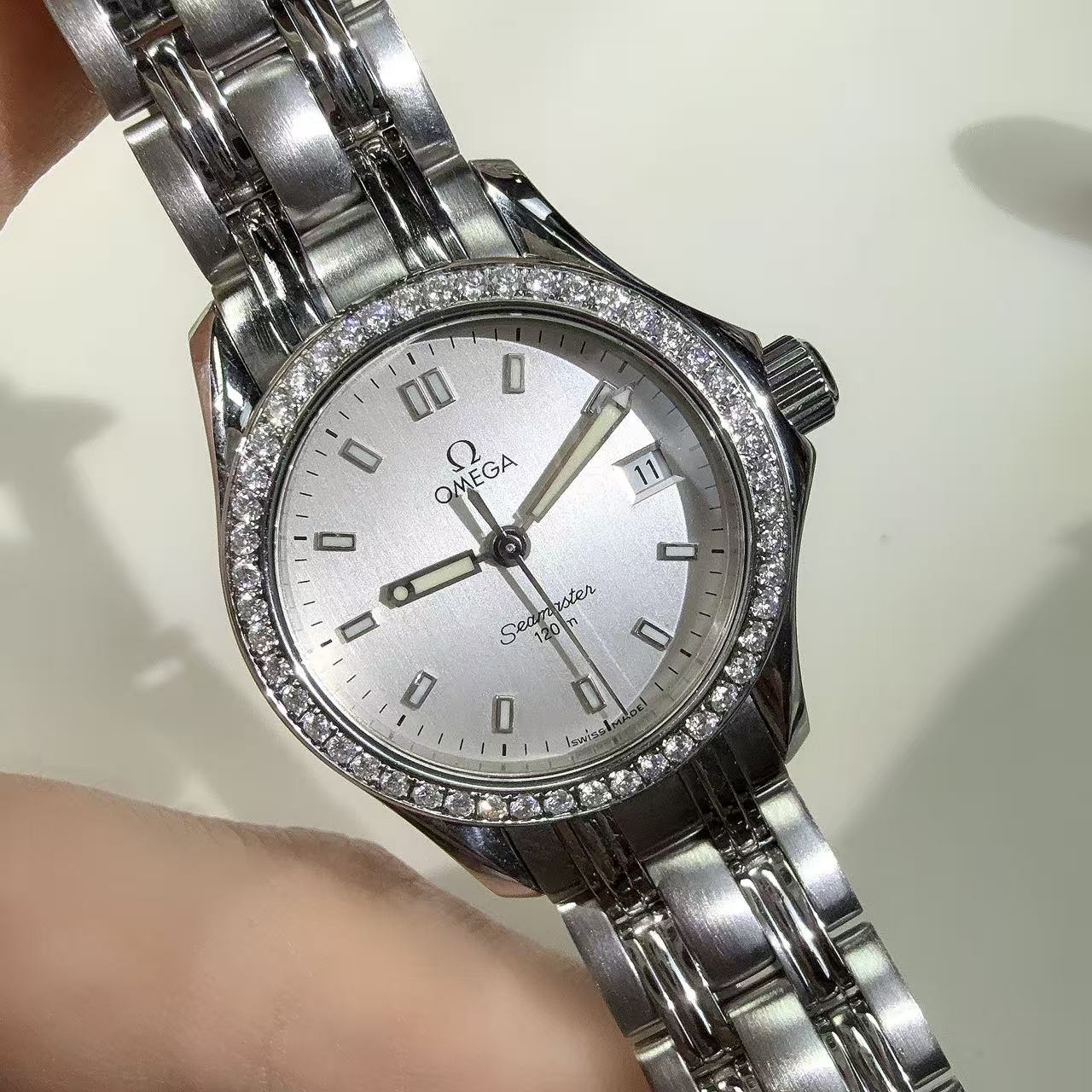 99新 Omega/欧米茄 海马系列 表径27mm 石英腕表 后镶钻