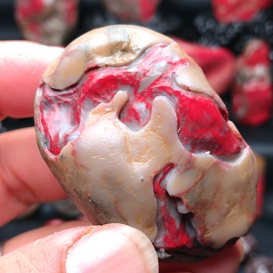 昌化石昌化鸡血石原石