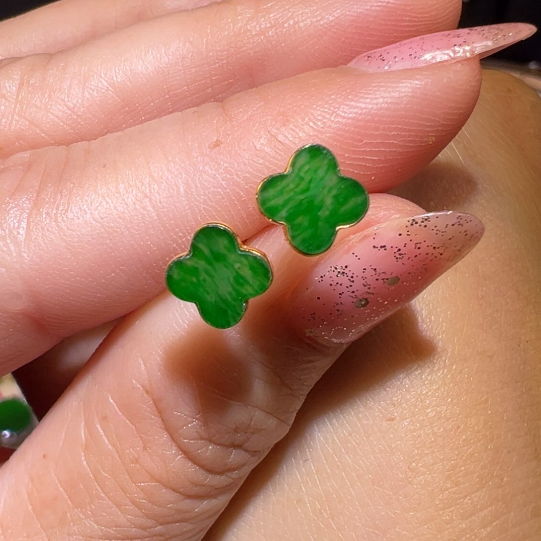 翡翠耳饰18K金镶嵌耳钉