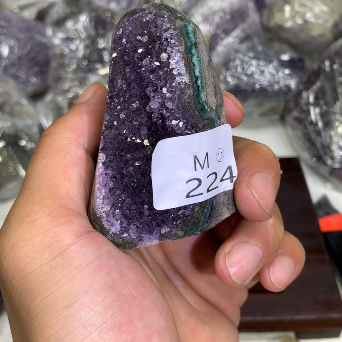 紫晶摆件未镶嵌水晶