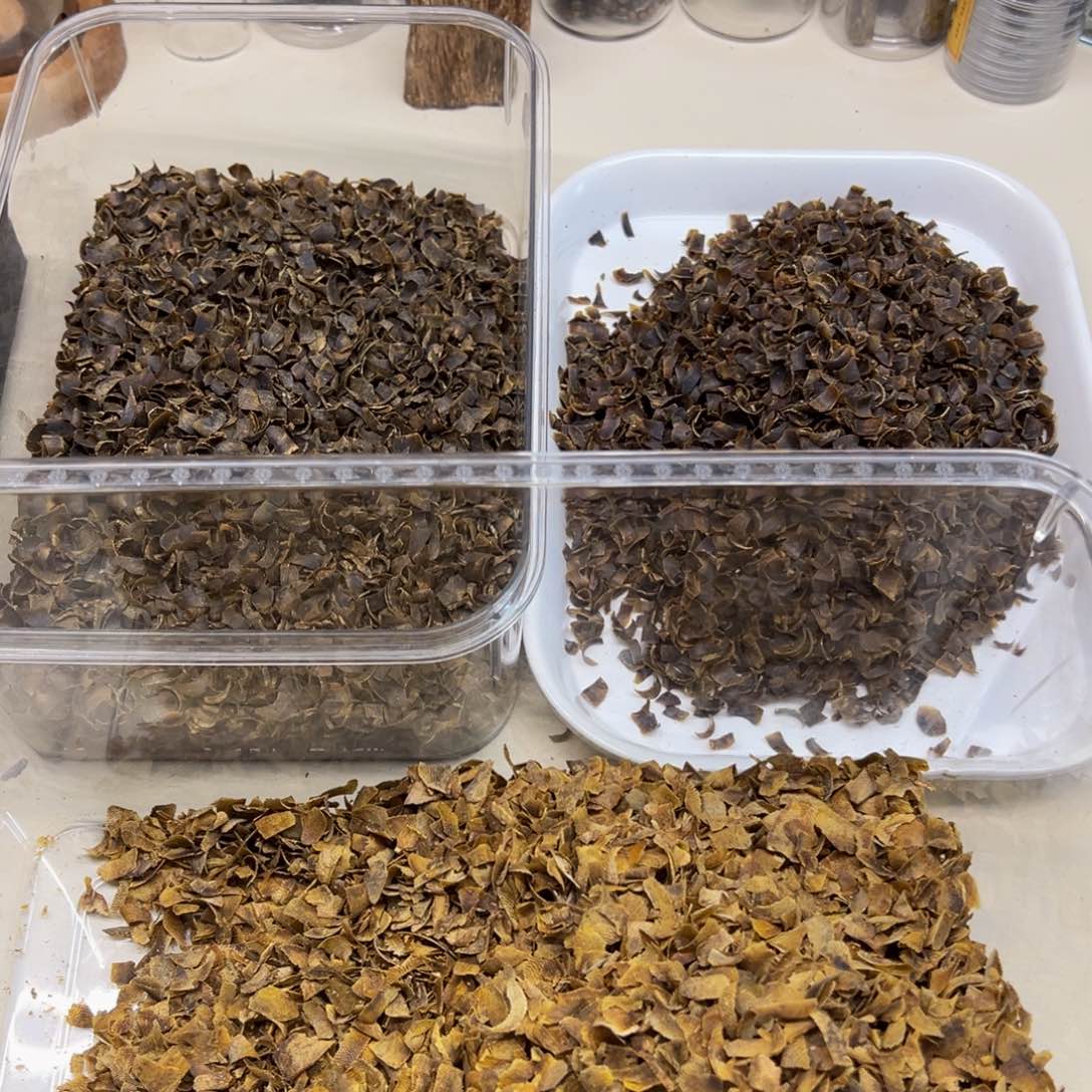 沉香沉香碎屑绿棋沉水切片，陆河沉水切片，老白棋切片各10克