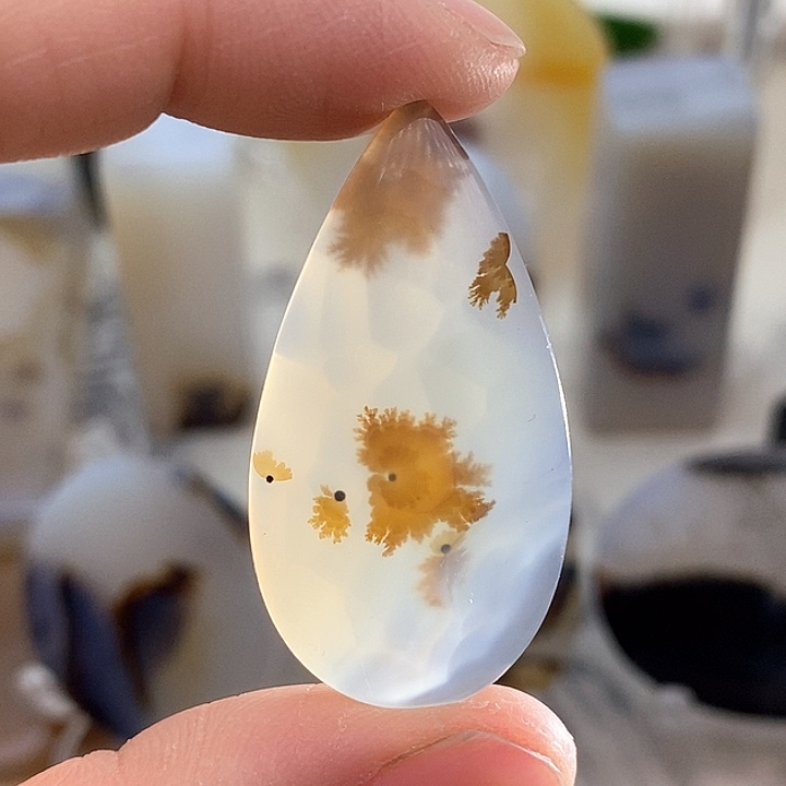 玛瑙/玉髓颈饰未镶嵌