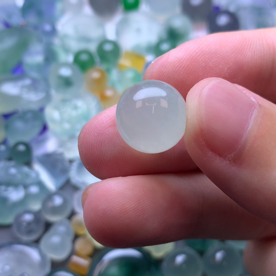 定制翡翠未镶嵌珠子