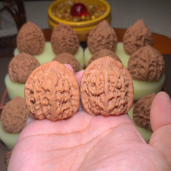 文玩核桃把件天地