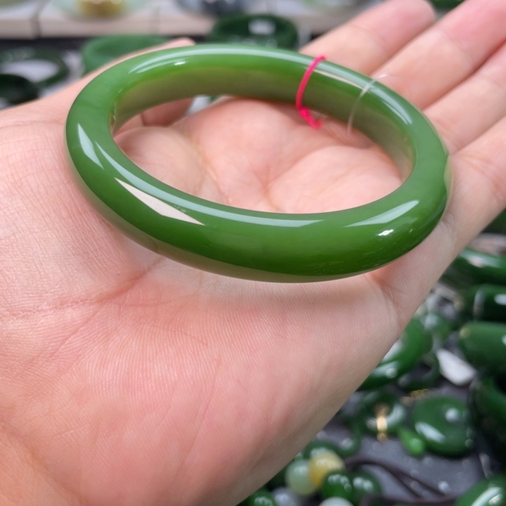 和田玉（碧玉）手镯未镶嵌