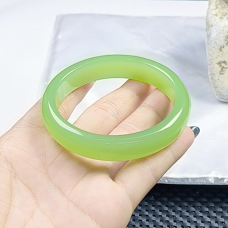 【聚宝严选】苹果晴手镯精致百搭时尚气质妈妈款