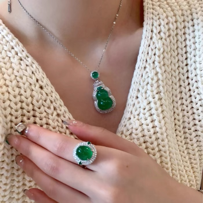 X07130 江生生【福绿双全】玉髓项链