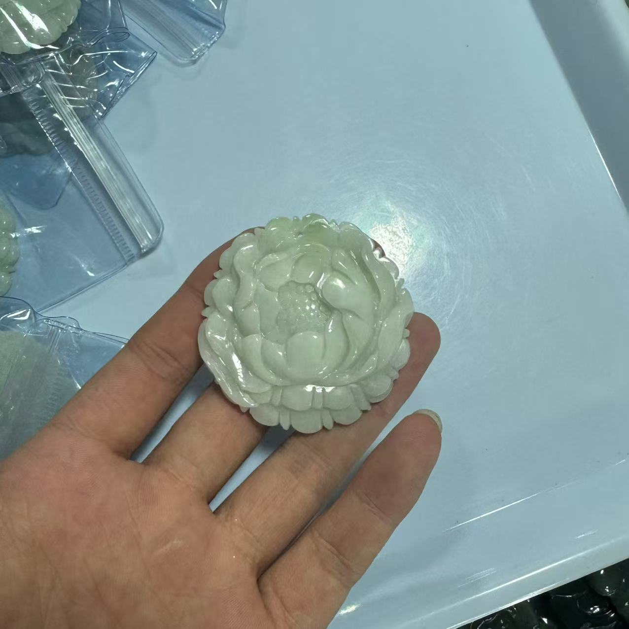 天然A货翡翠花吊坠-c785多样性发一