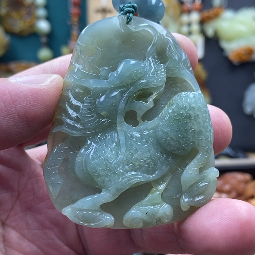 【闪购商品】蛇纹石玉吊坠未镶嵌