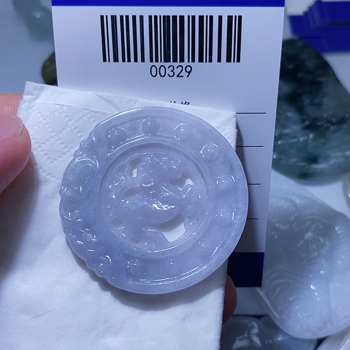 翡翠未镶嵌颈饰天光墟翡翠市场现金代购