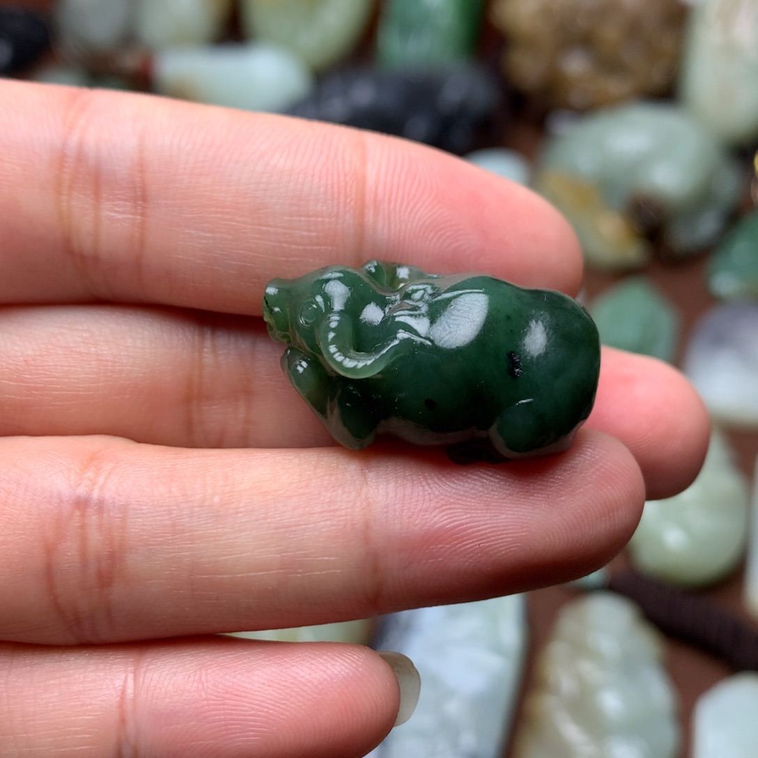 和田玉挂件未镶嵌