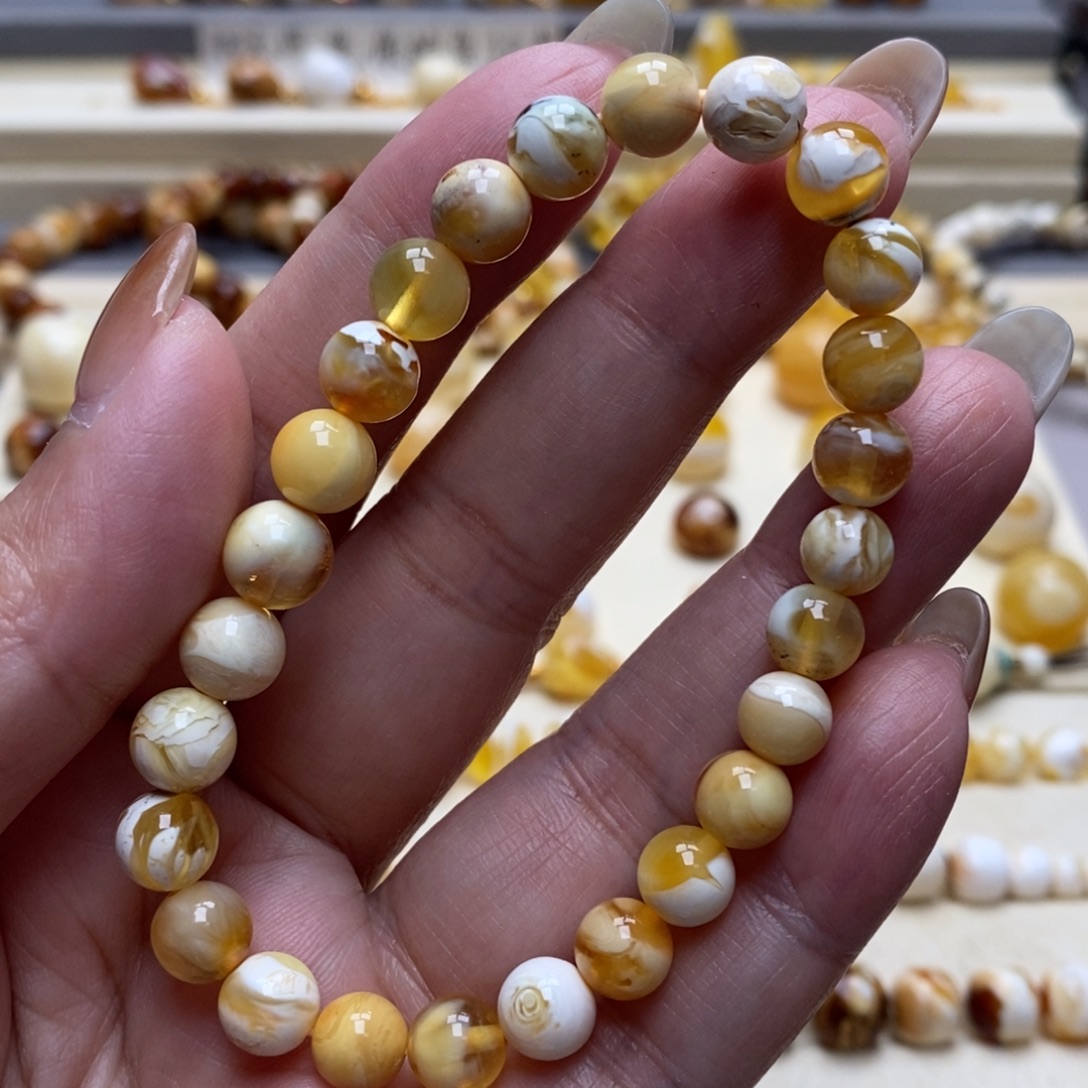 琥珀未镶嵌珠宝奇石