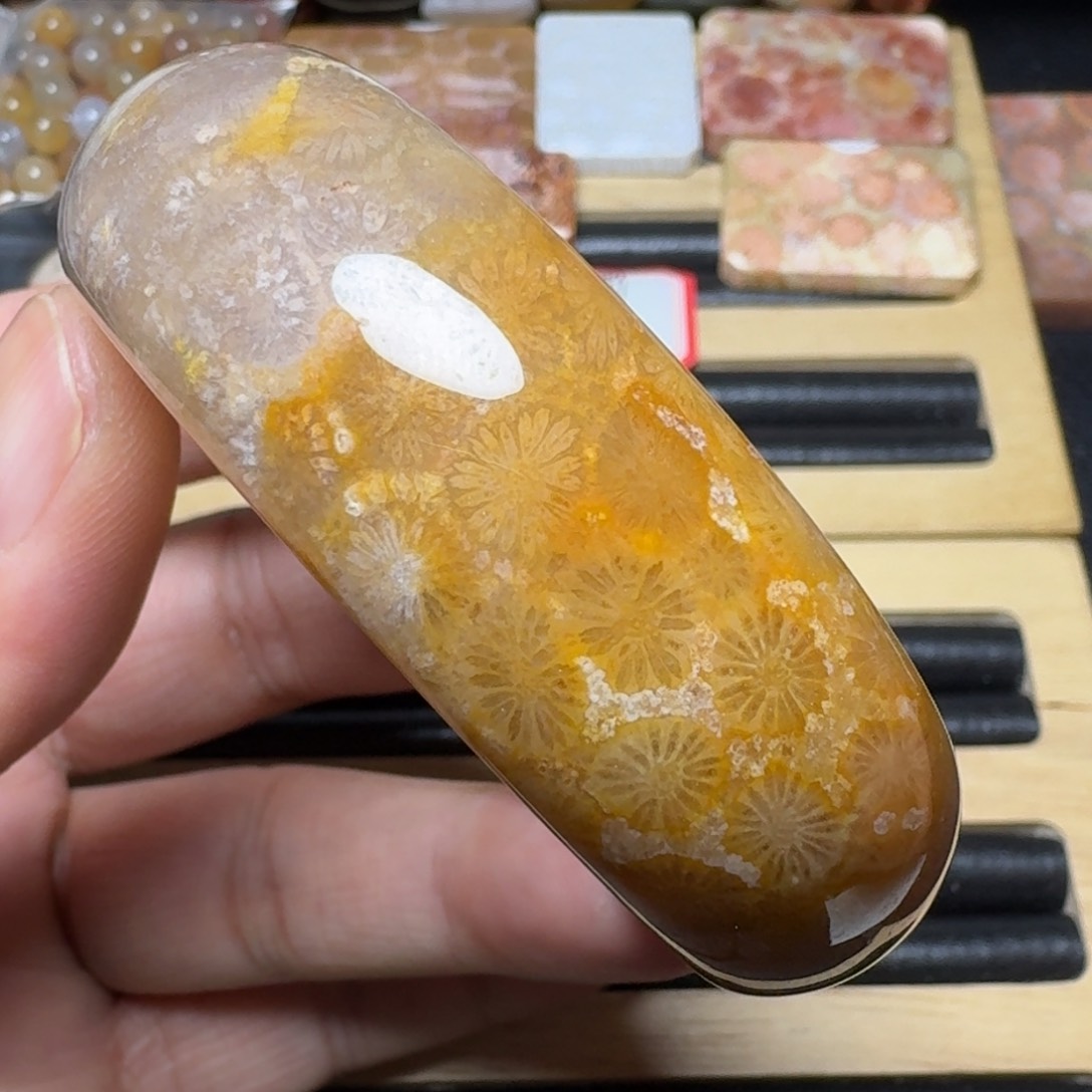 硅化玉纯天然色有机玉石未镶嵌54圈口