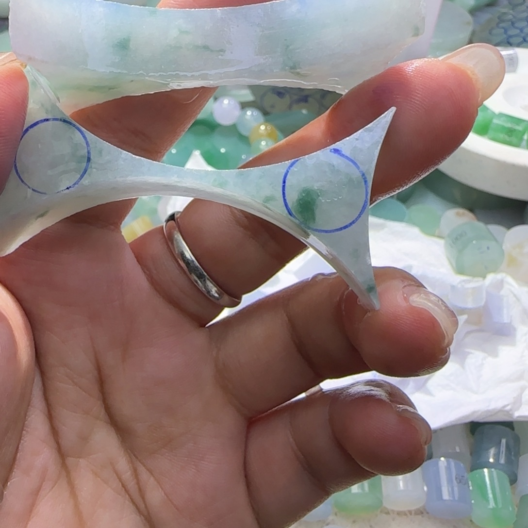 星***伴定制翡翠未镶嵌翡翠