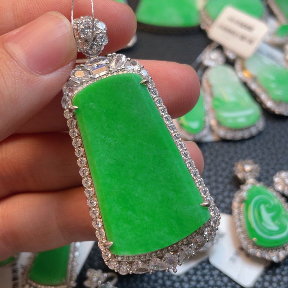 翡翠银S925镶嵌吊坠(不含链)