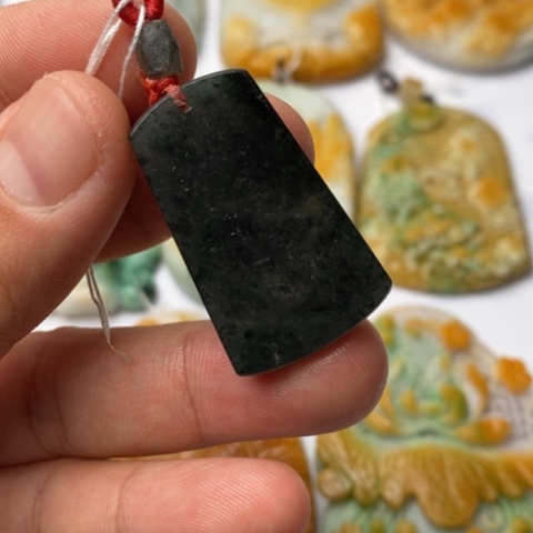 定制翡翠未镶嵌翡翠