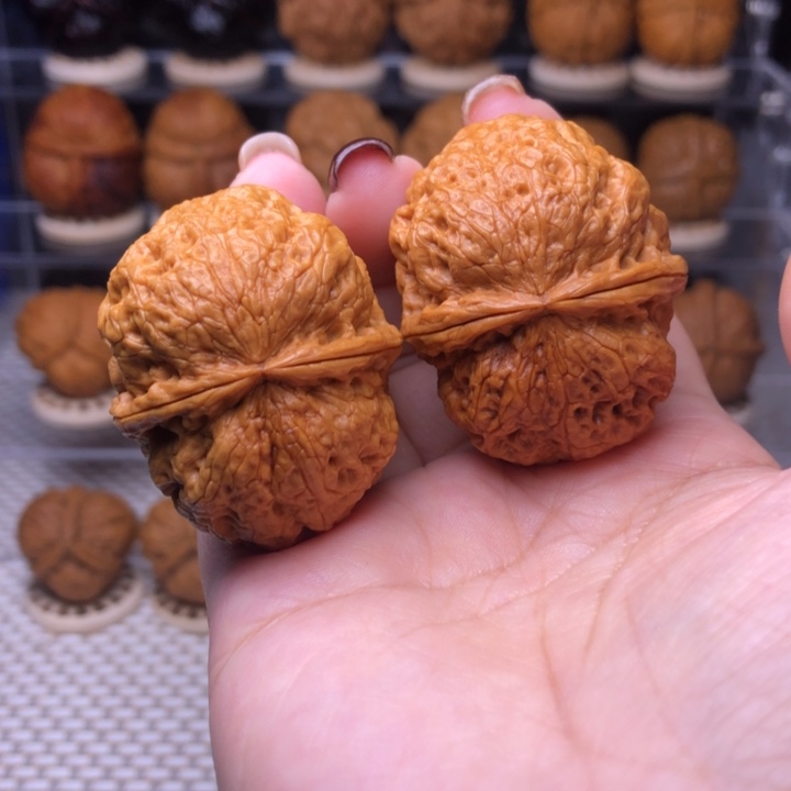 文玩核桃把件21号虎头门墩42尺